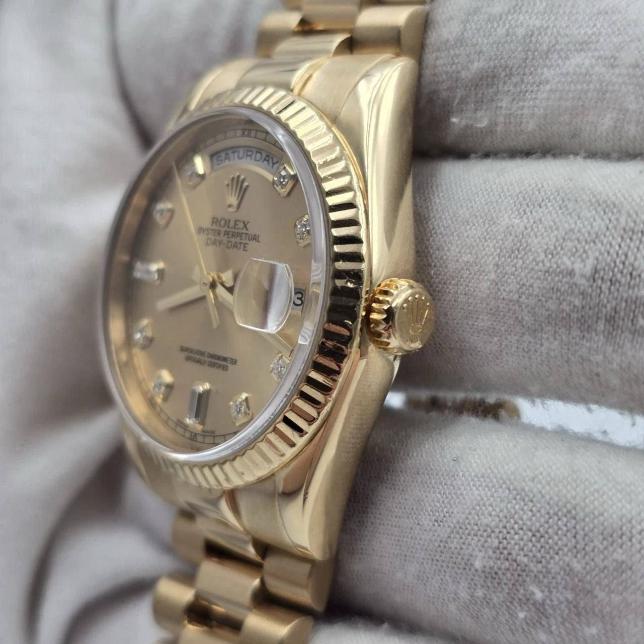 Rolex Day-Date 36mm 118238 President 18K Gold Champagne Factory Diamond Dial