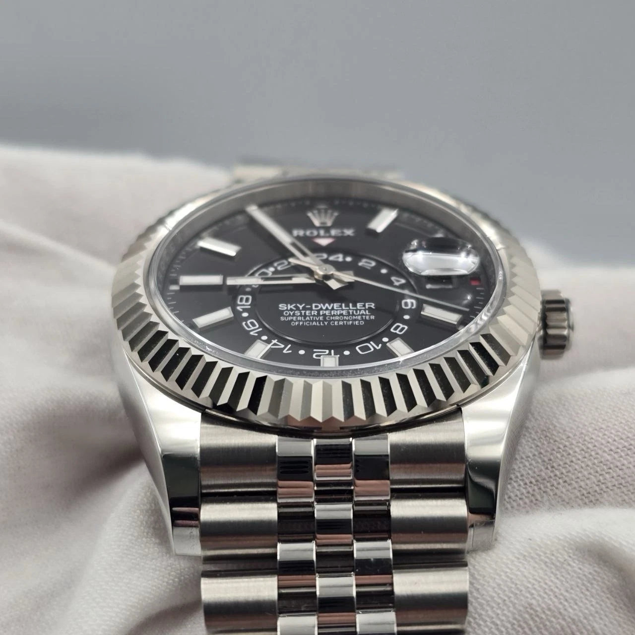 NEW 2026 Rolex Sky-Dweller 42mm Black Dial Jubilee Stainless Steel 336934
