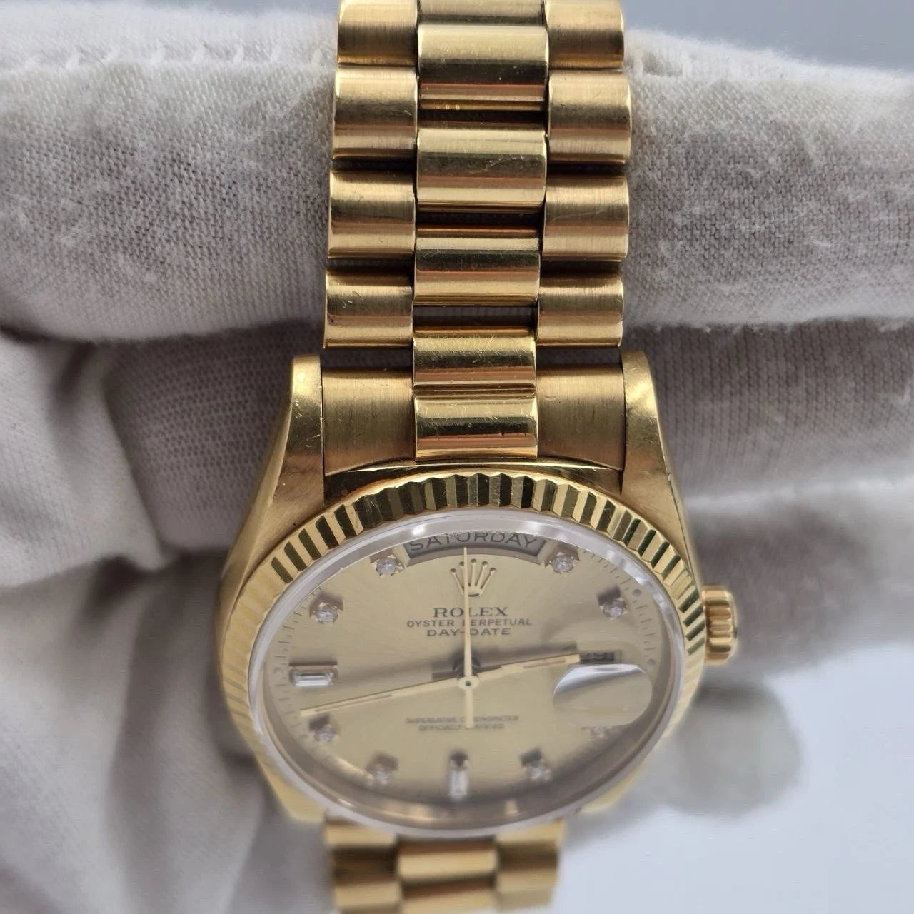 Rolex Day-Date President Gold Champagne Diamond 36mm 18238