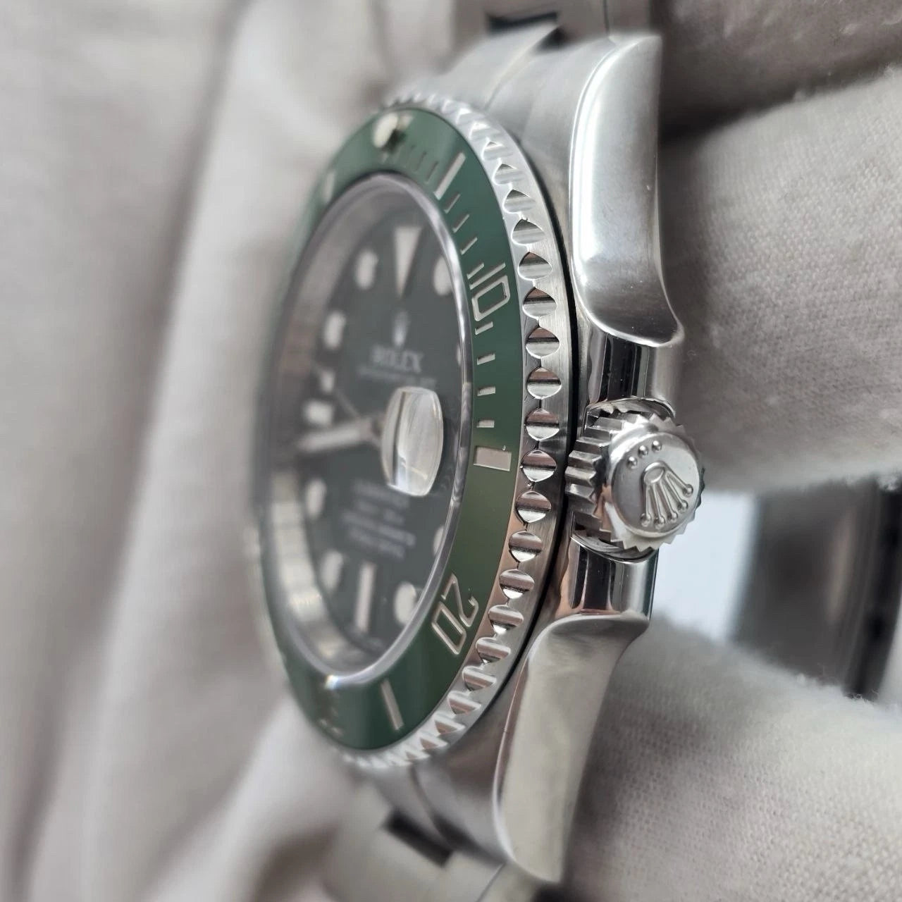 Rolex Submariner Hulk 116610LV