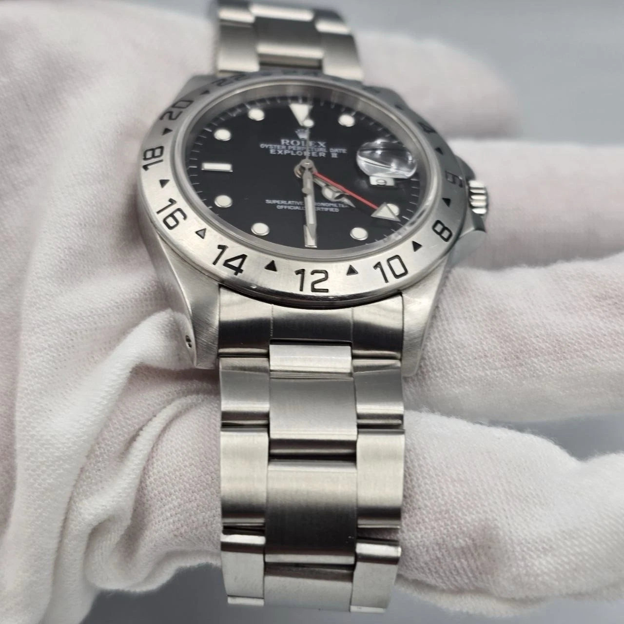PAPERS Rolex Explorer II Stainless Steel Black Dial 40mm Watch 16570 + 2011 RSC