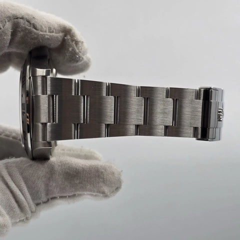 Rolex Explorer II 226570 9