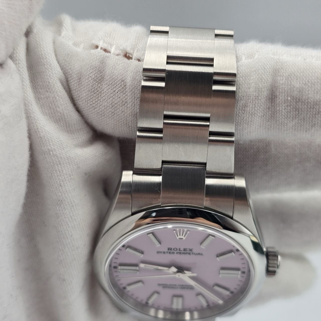 NEW 2026 Rolex Oyster Perpetual Stainless Steel 41mm Candy Pink Dial 134300