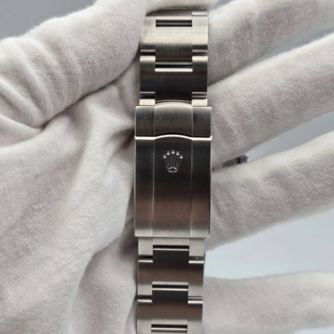 NEW 2026 Rolex Oyster Perpetual Stainless Steel 41mm Med Blue Dial 134300