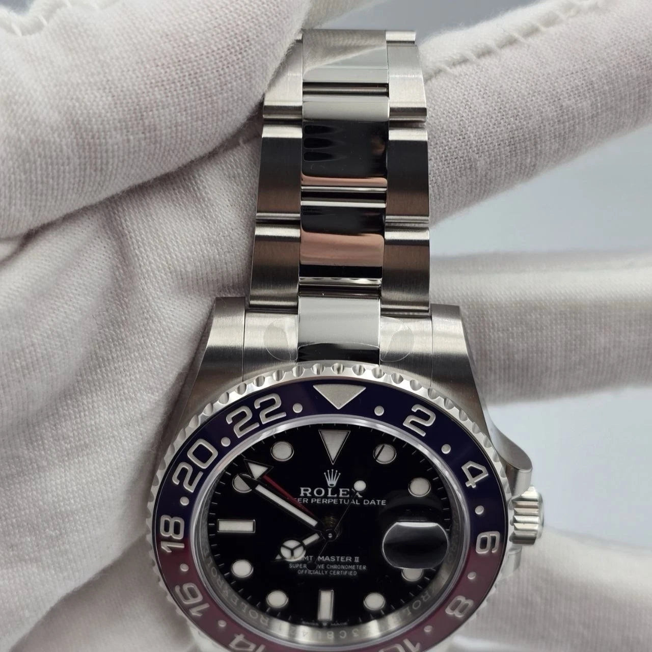 2026 NEW Rolex Pepsi GMT-Master ll Oyster Steel 40mm 126710BLRO UNWORN