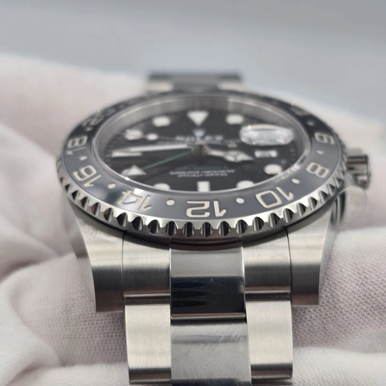 Rolex GMT-Master II 126710GRNR Bruce Wayne 5