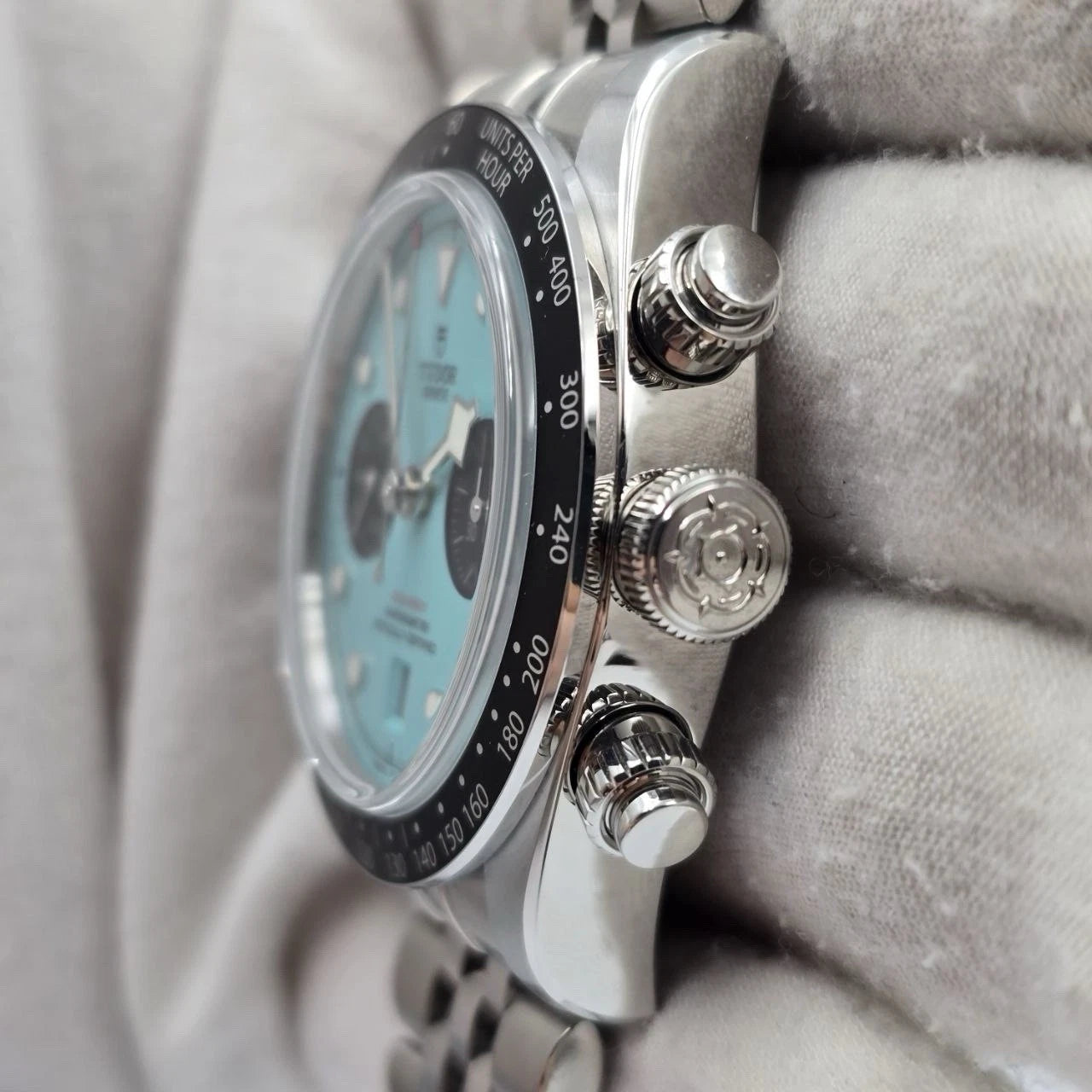 Tudor Black Bay Chronograph 79360N 4