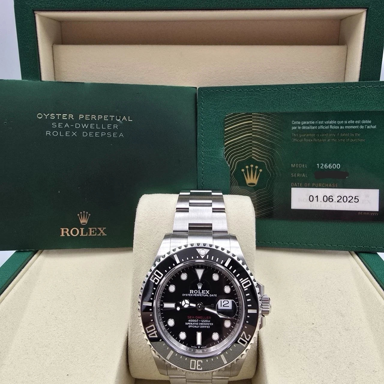 Rolex Sea-Dweller 43mm 126600