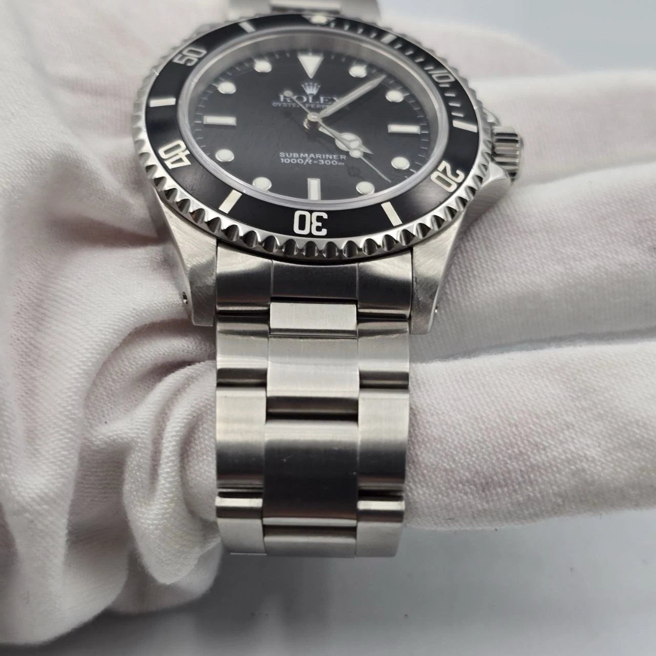 Rolex Submariner No Date 14060M 2 Liner Black Dial Stainless Steel 40mm