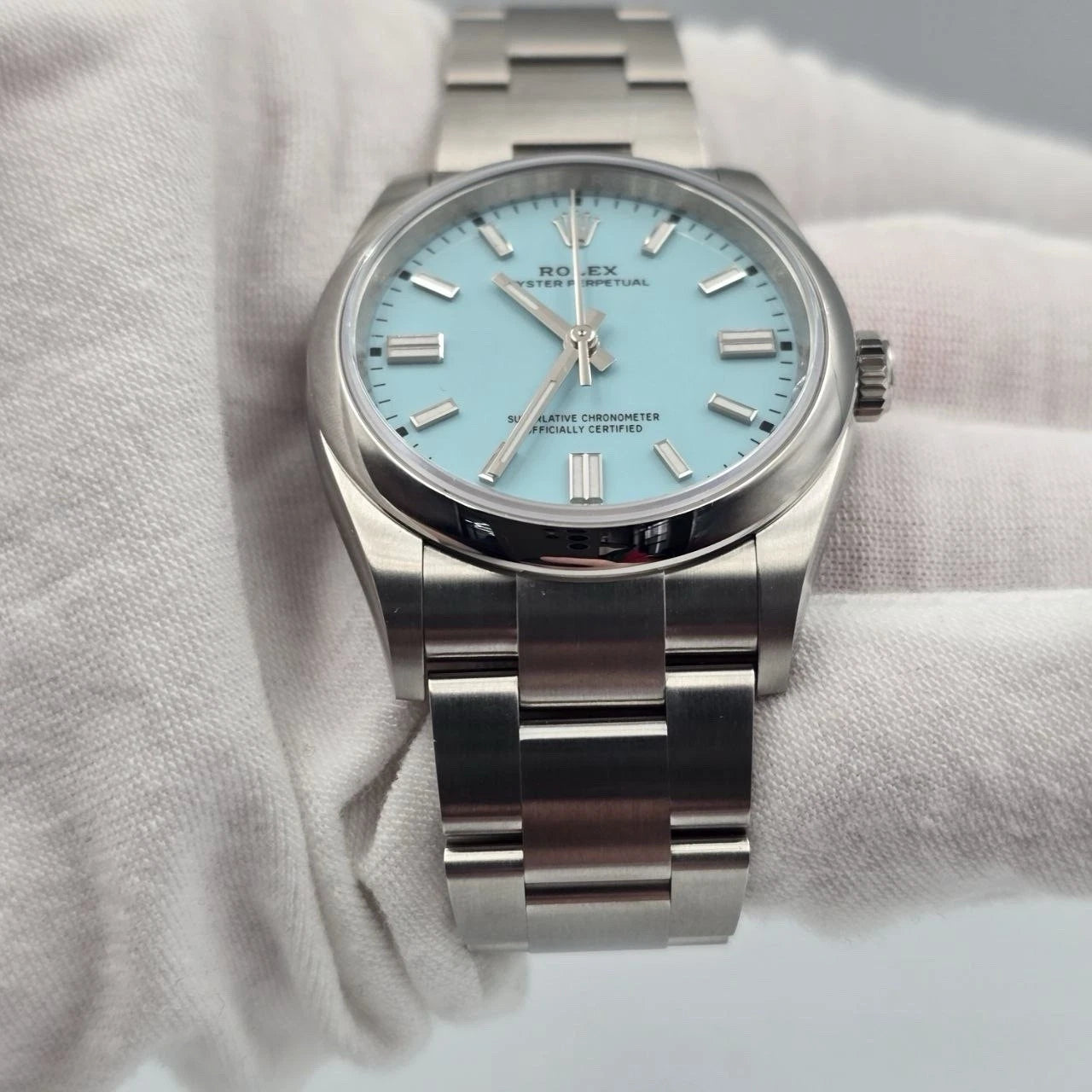 2025 NEW Rolex Oyster Perpetual 36mm Turquoise Blue Steel 126000 UNWORN
