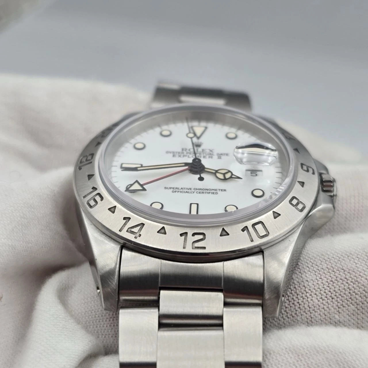 Rolex Explorer II 16570 Polar White Dial Stainless Steel 40mm Watch