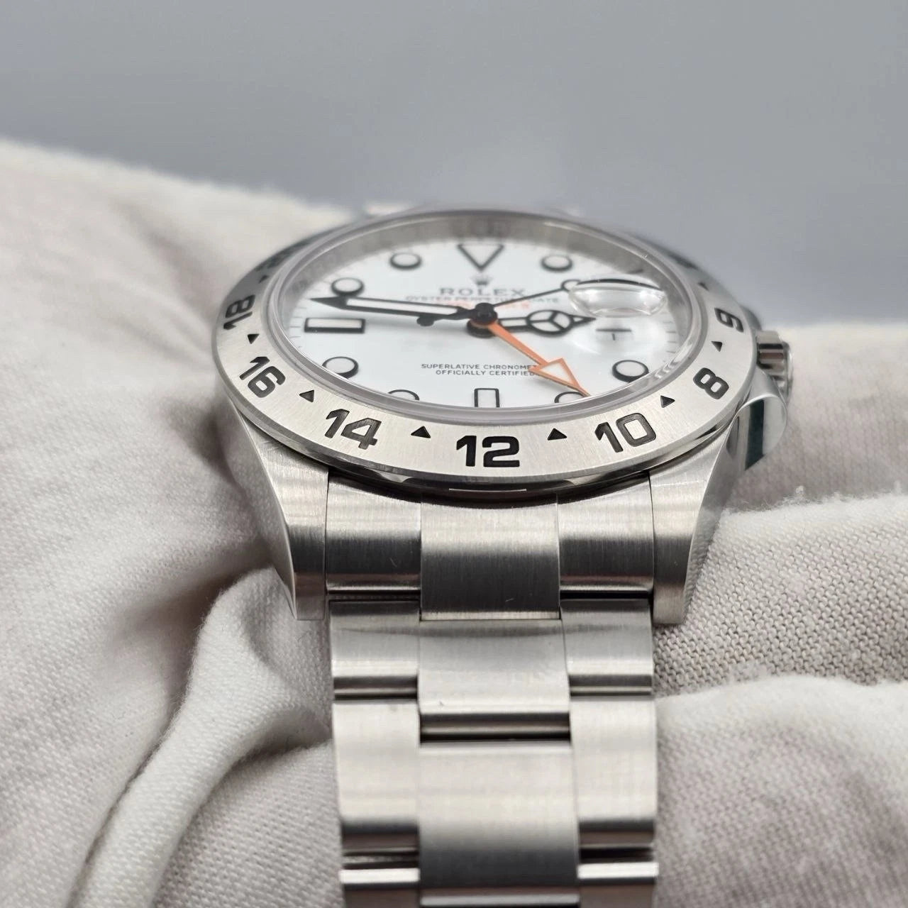Rolex Explorer II 226570 5