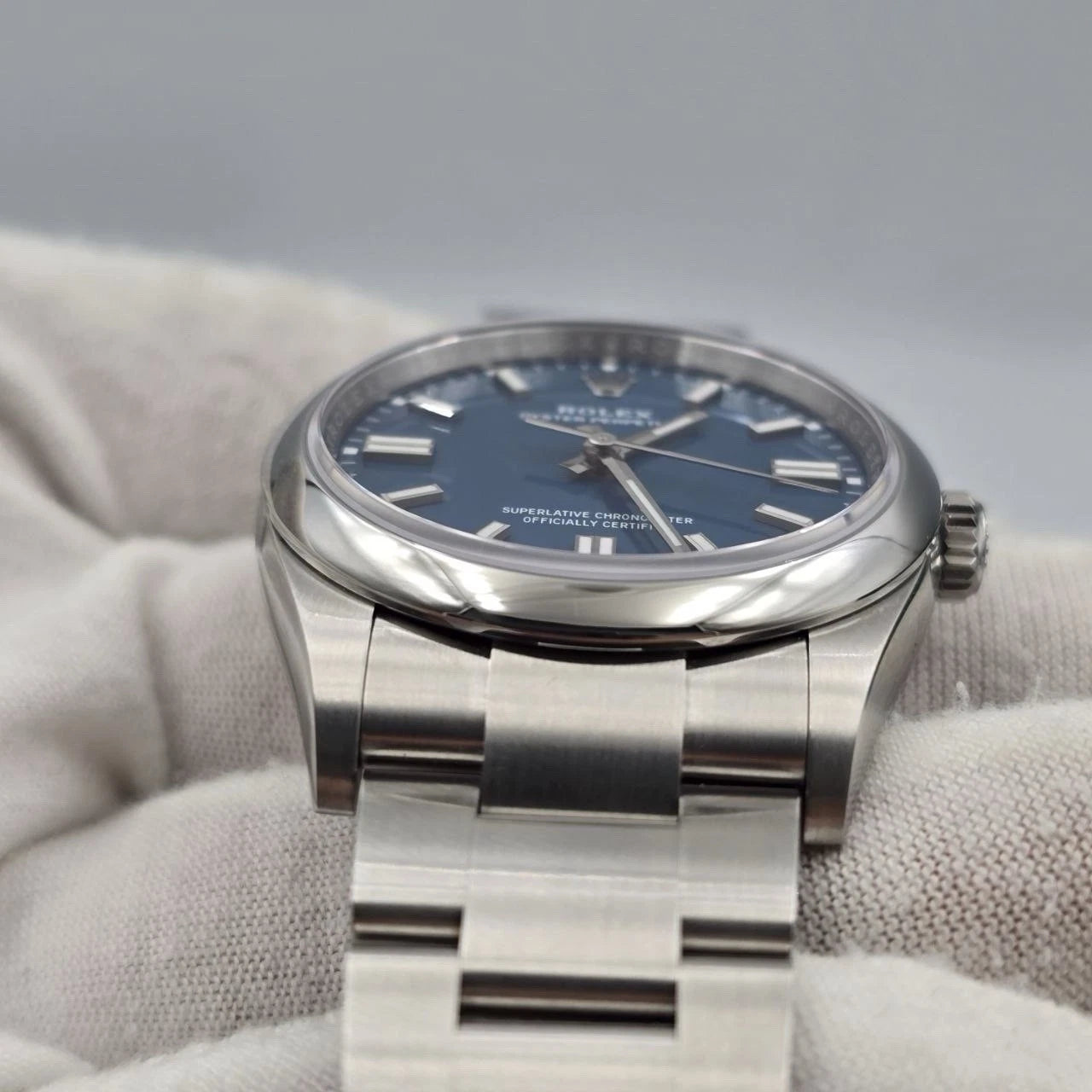 Rolex Oyster Perpetual 126000 Blue Dial