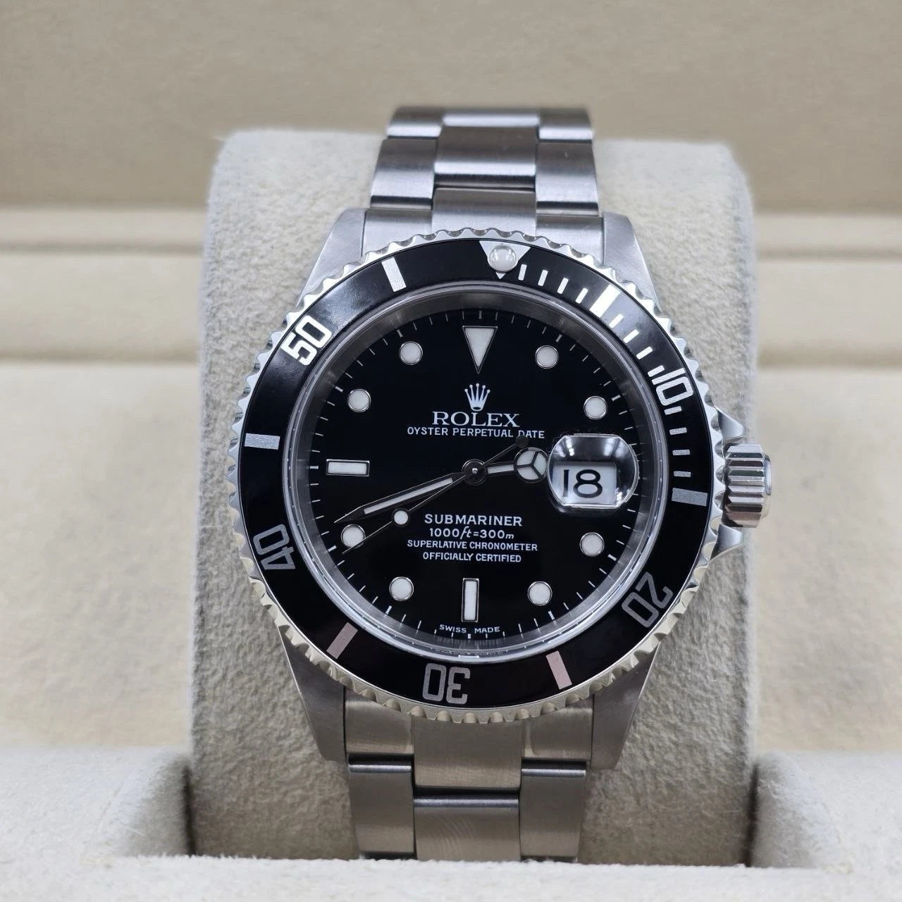 Rolex Submariner 16610 2005 1