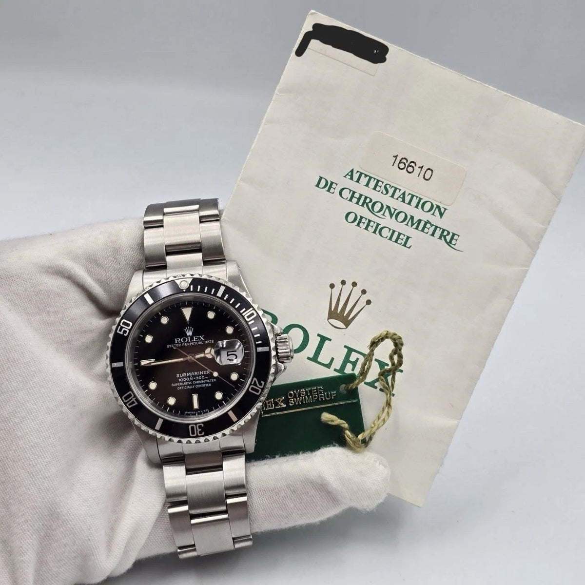 PAPERS Rolex Submariner Date 16610 Black Dial Stainless Steel Oyster 40mm