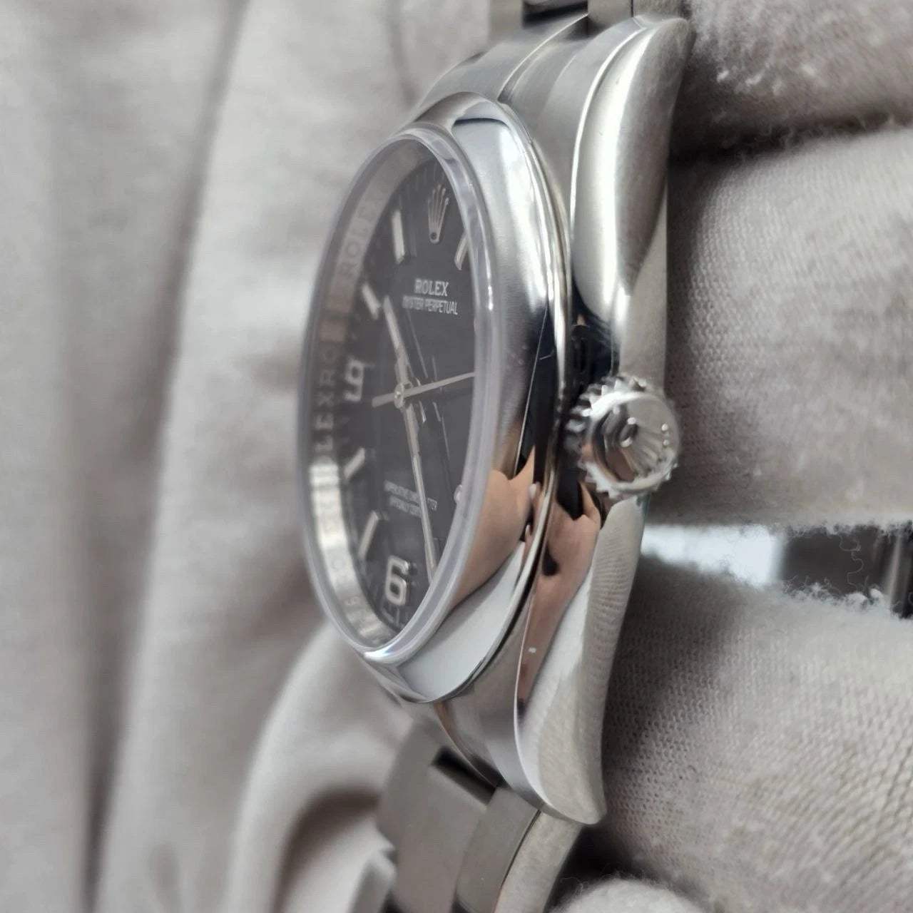 Rolex Oyster Perpetual 116000 Blue