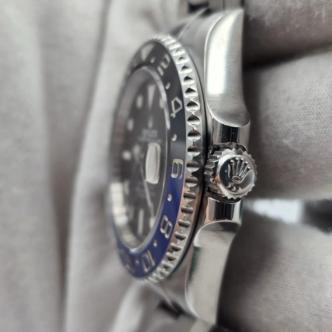 Rolex GMT Master II Batman 116710BLNR 4