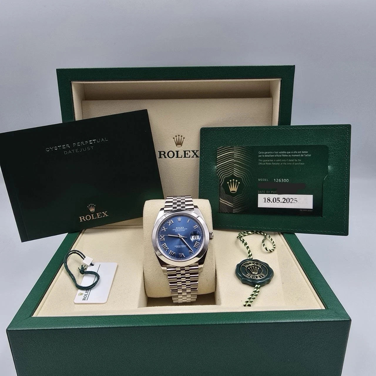 NEW 2025 Rolex Datejust 41mm 126300 Blue Roman Dial Smooth Jubilee UNWORN