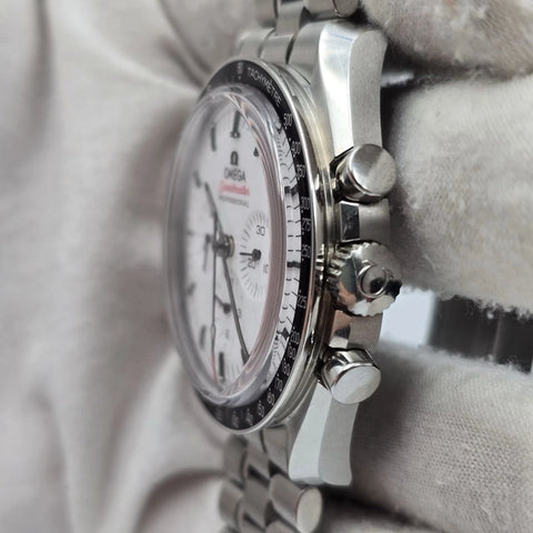 Omega Speedmaster White Dial Steel 42mm 310.30.42.50.04.001 BOX
