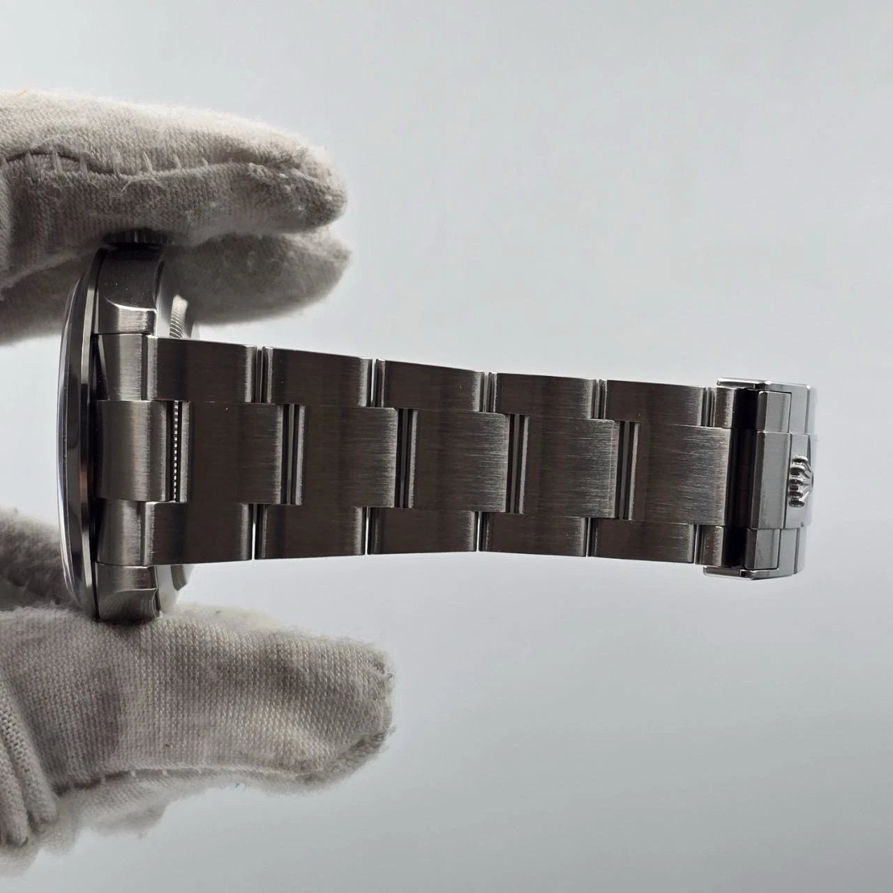 Rolex Explorer I 224270 9