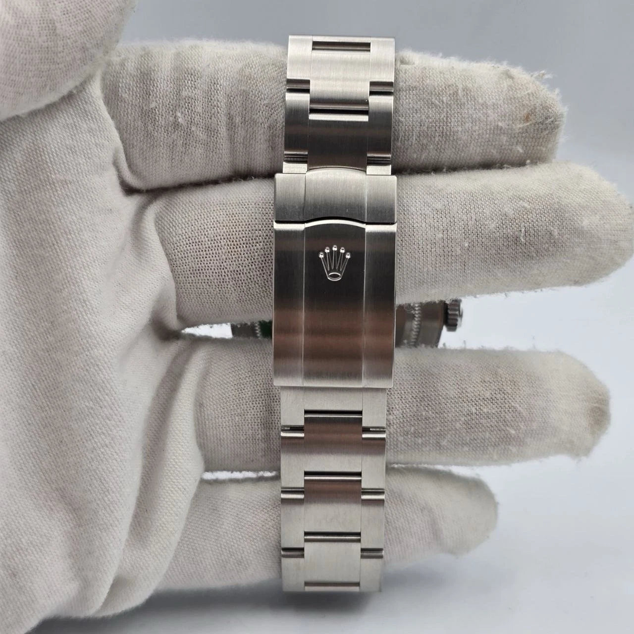 Rolex Oyster Perpetual 134300 Pistachio Dial