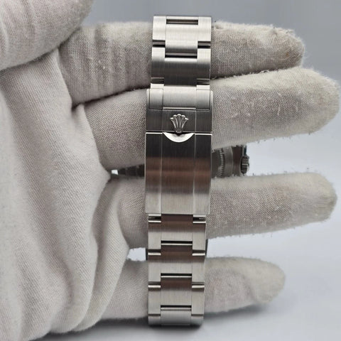 Rolex Explorer II 226570 7