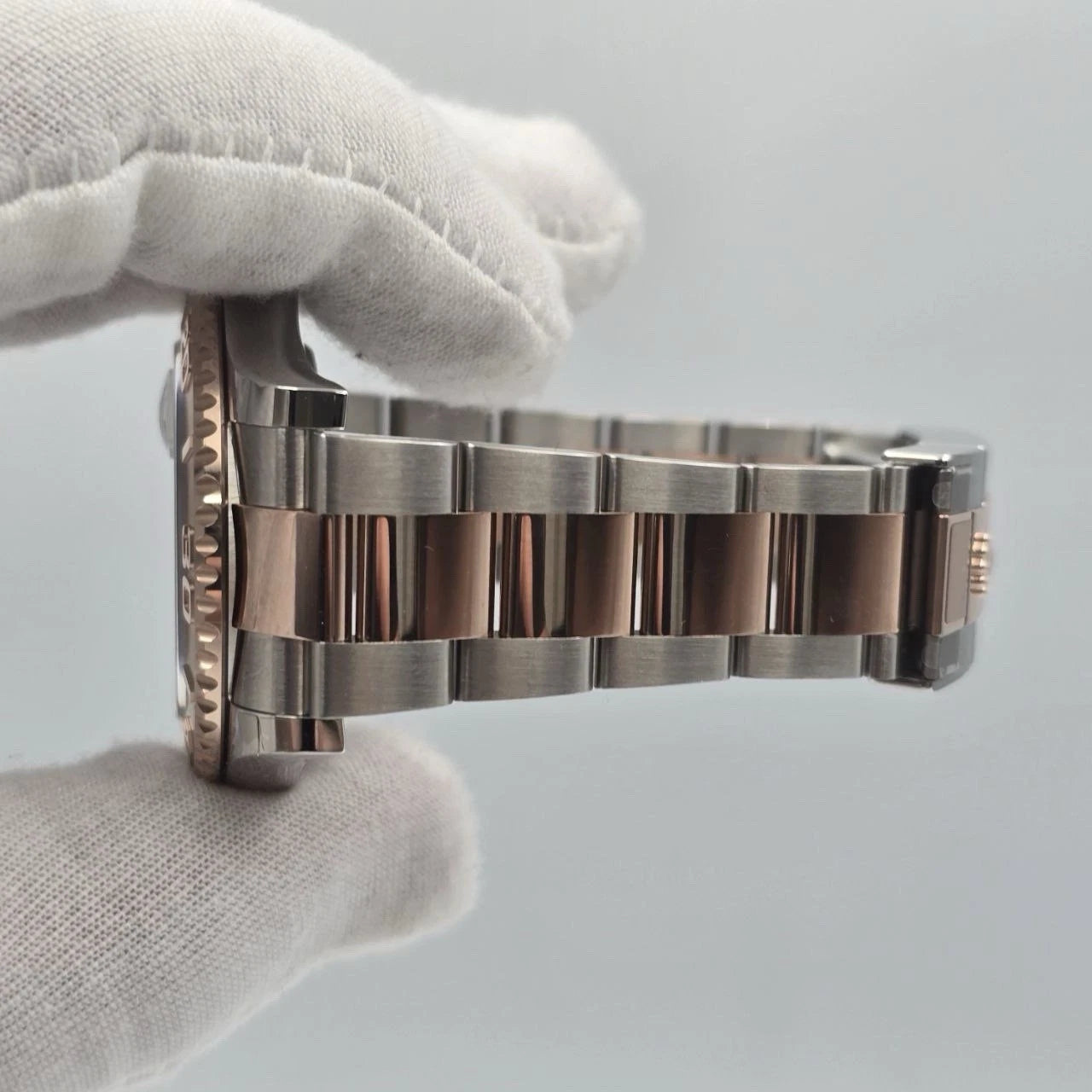 2025 NEW Rolex Yacht-Master Two Tone Rose Gold 40mm Black Dial 126621 UNWORN