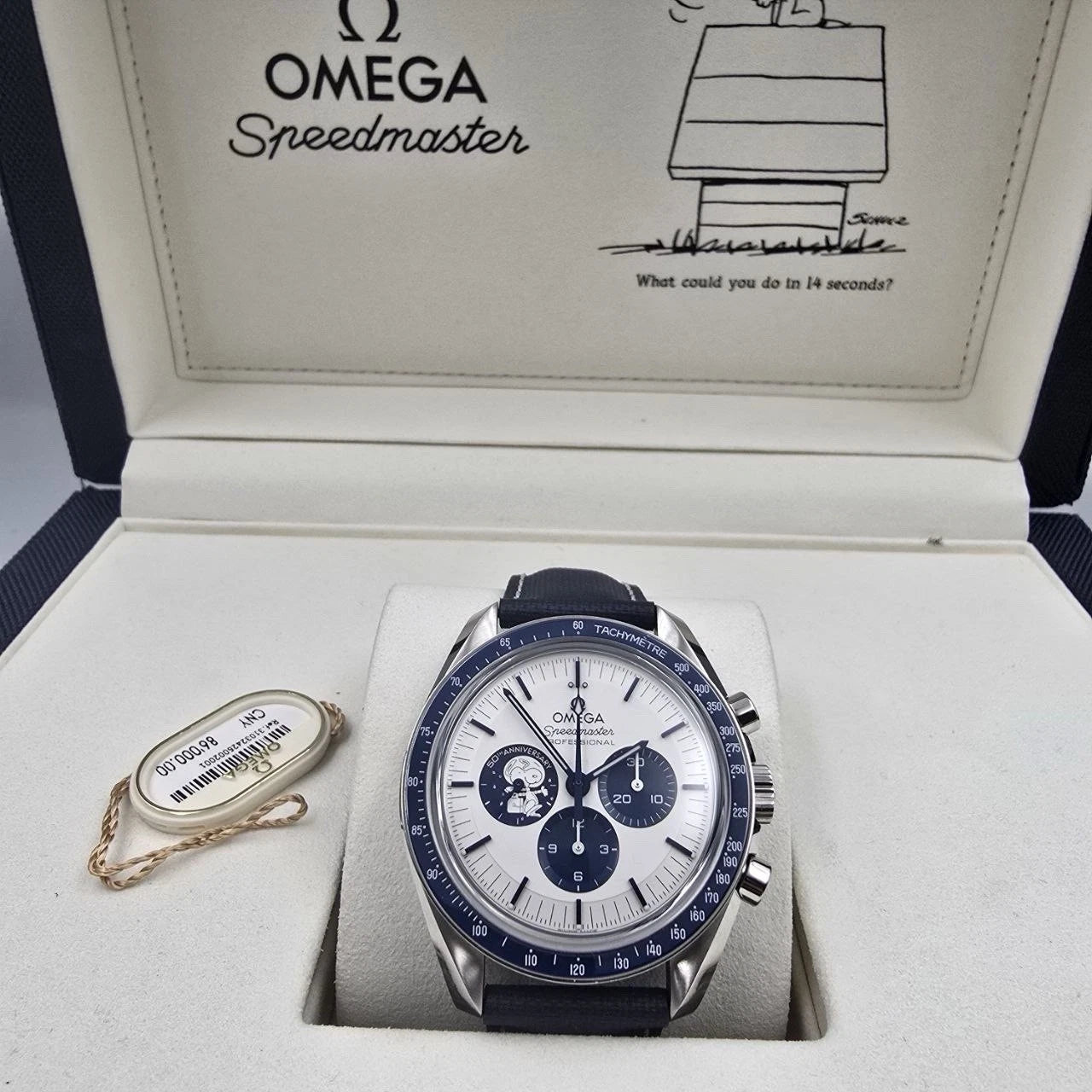 Omega Speedmaster Snoopy