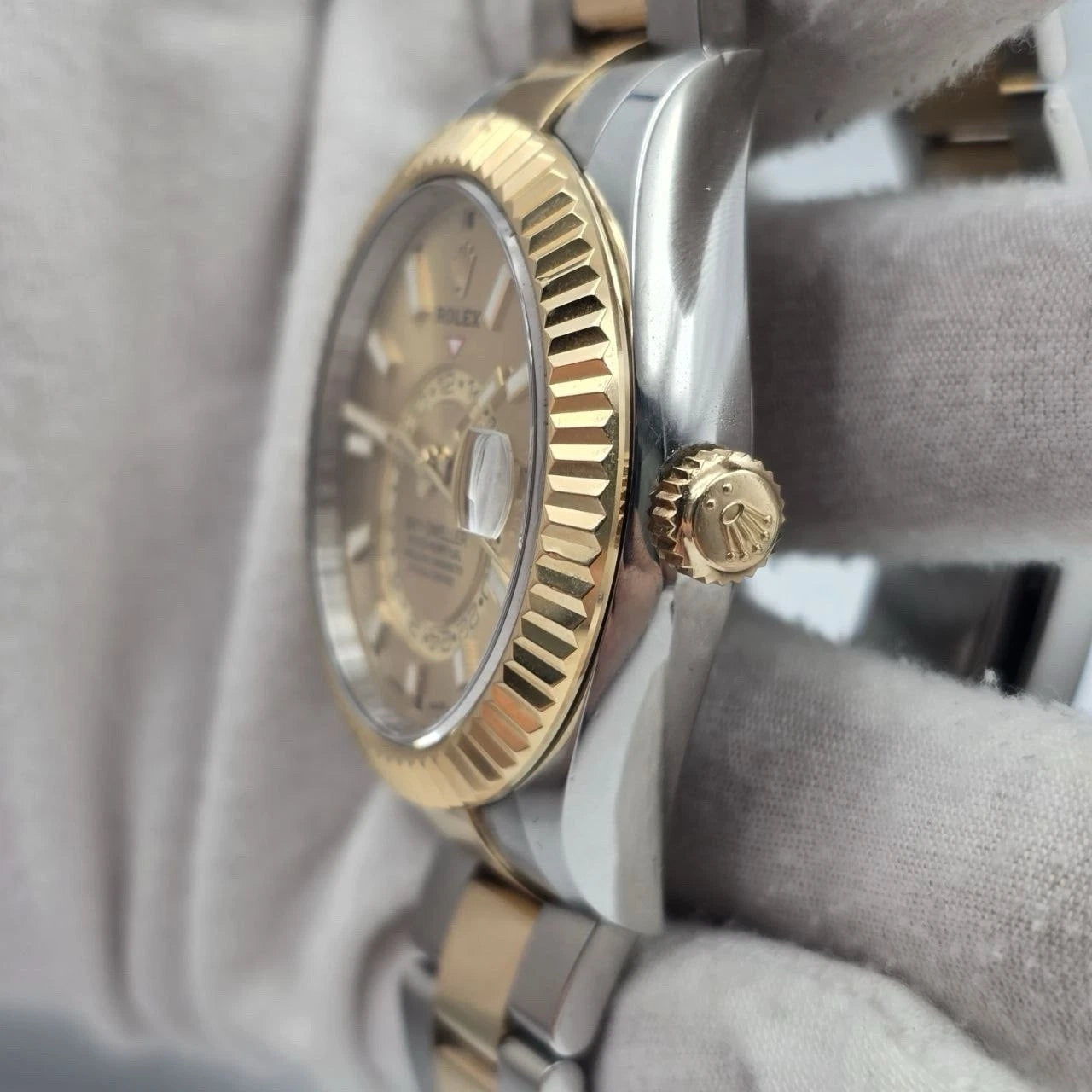 Rolex Sky-Dweller 326933