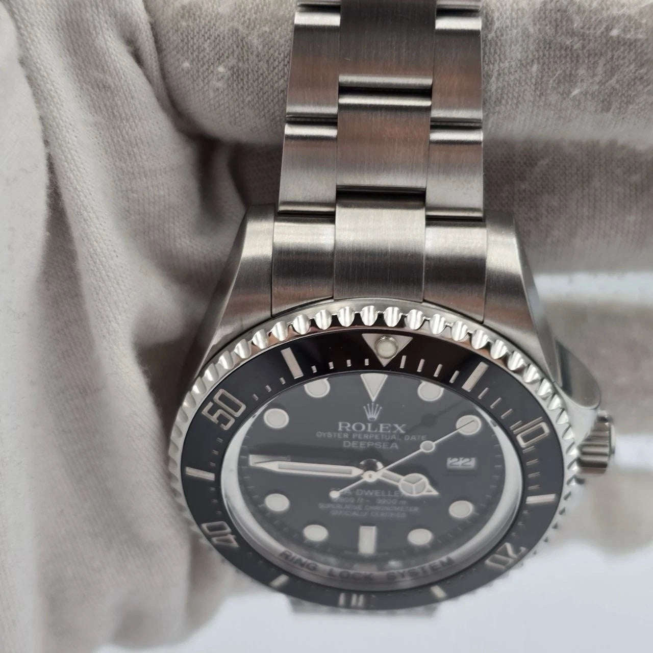 Rolex Sea-Dweller Deepsea 116660 6