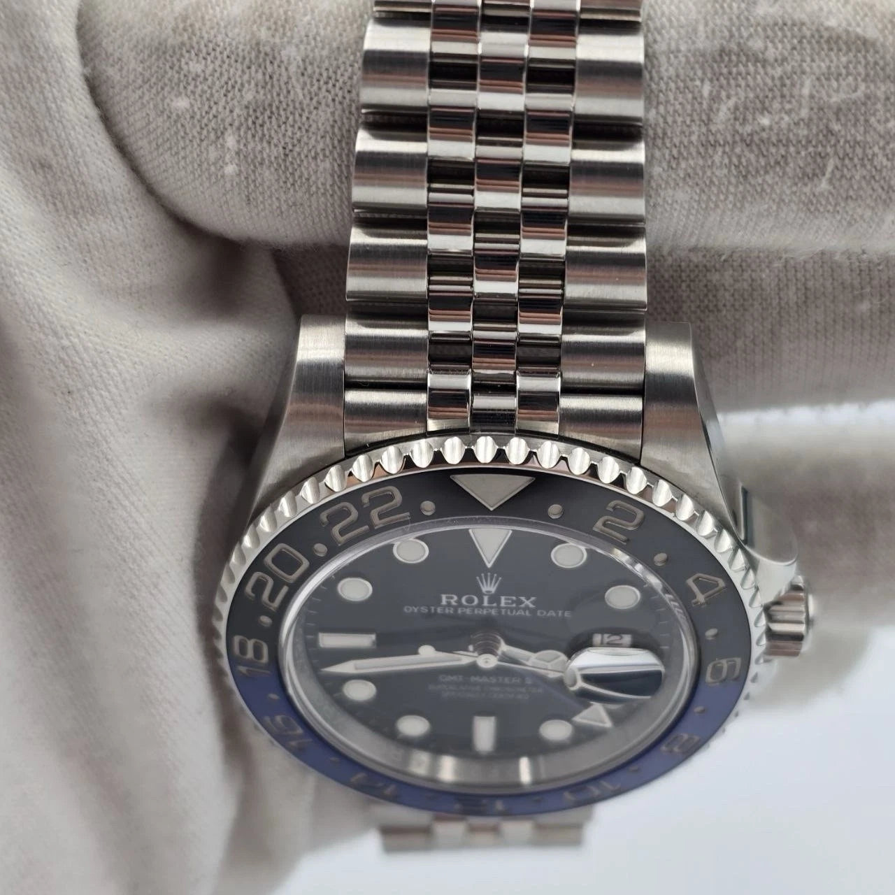 Rolex GMT-Master II 126710BLNR Batgirl 6