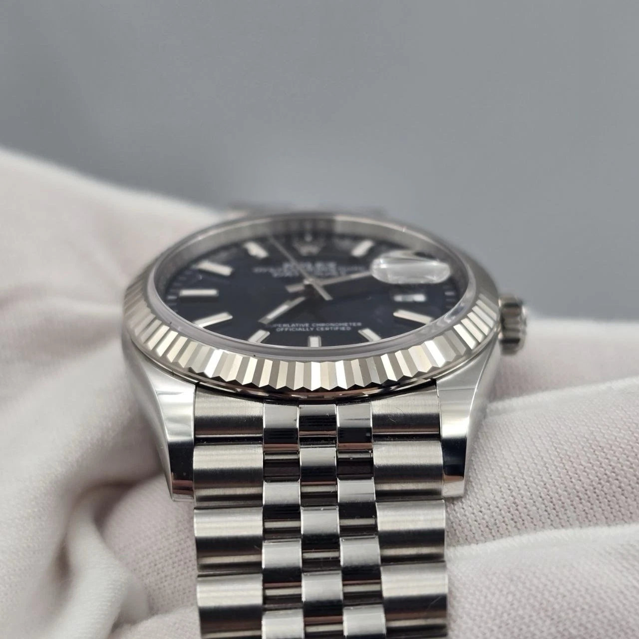 2025 PAPERS Rolex Datejust 36mm Blue Dial Fluted Steel Jubilee 126234 BOX