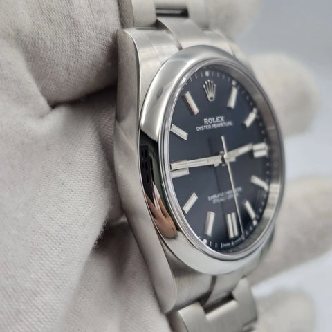 Rolex Oyster Perpetual 124300 3