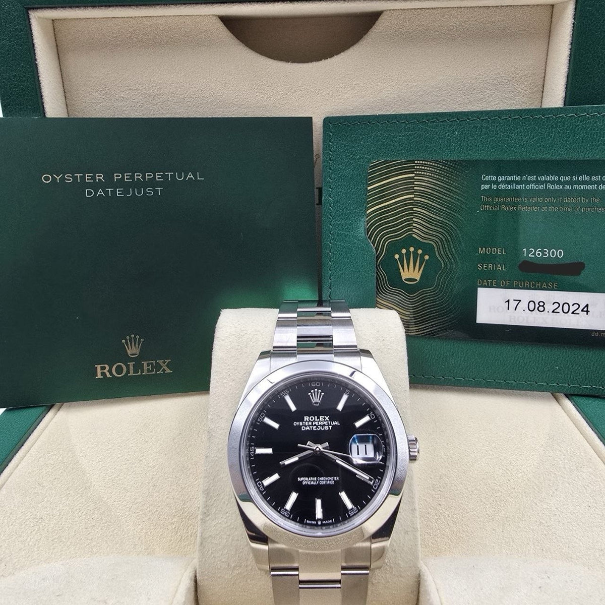 2024 PAPERS Rolex Datejust 41mm 126300 Black Stick Dial Smooth Bezel Oyster BOX