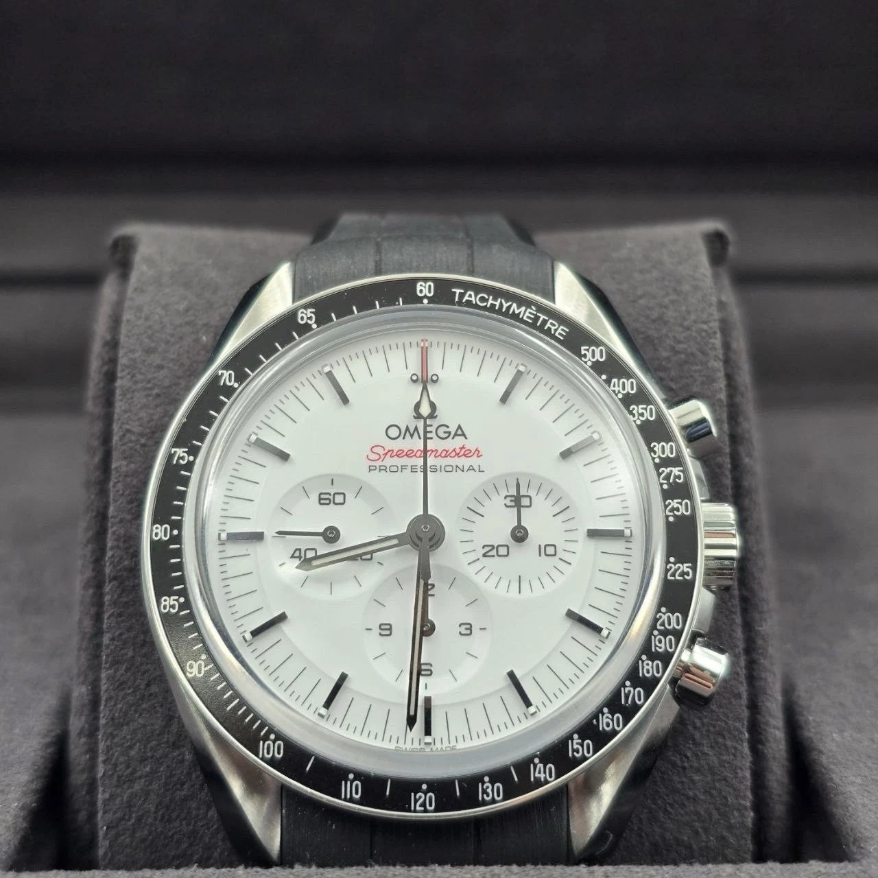 2026 NEW Omega Speedmaster Moonwatch Pro 310.32.42.50.04.001 White Dial 42mm