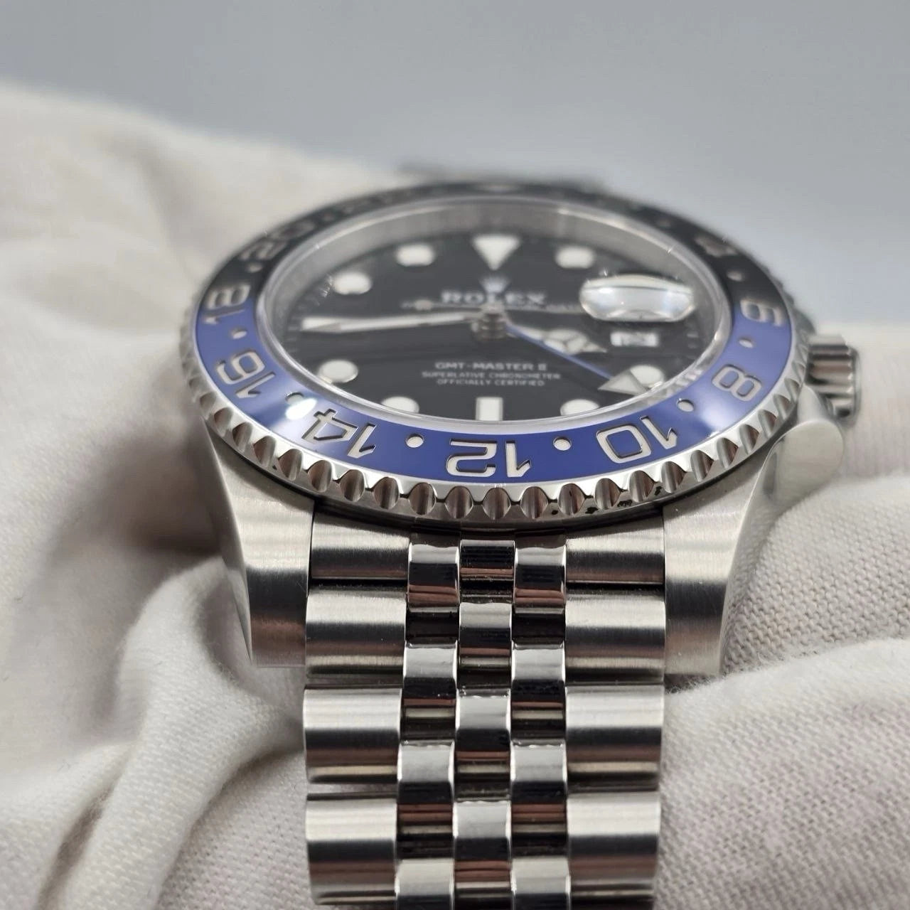 Rolex GMT-Master II 126710BLNR Batgirl 5