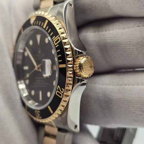 MINT Rolex Submariner Date Black Yellow Gold Stainless Steel 40mm Watch 16613