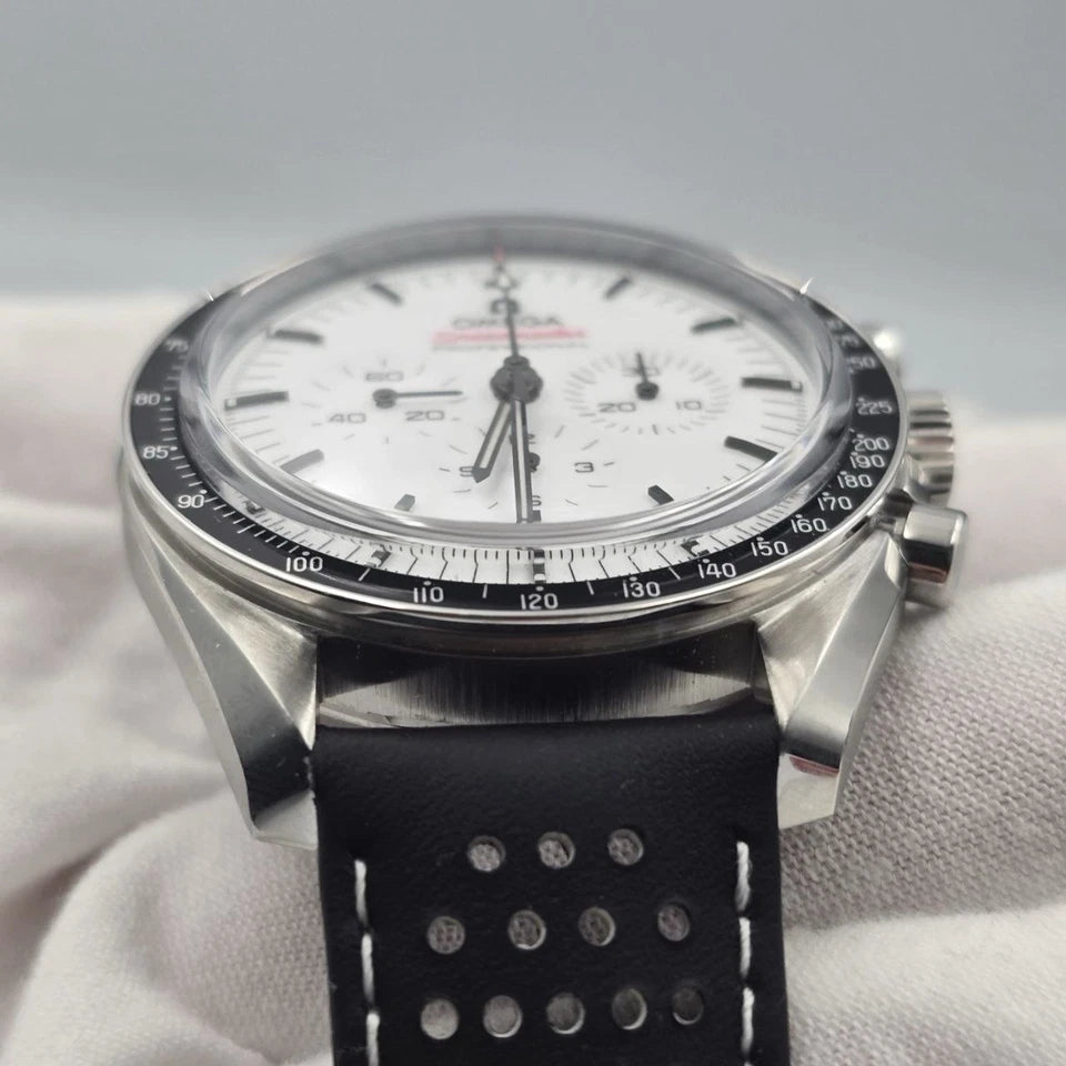 NEW 2025 Omega 310.32.42.50.04.002 Speedmaster Professional Moonwatch White Dial
