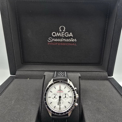 NEW 2025 Omega 310.32.42.50.04.002 Speedmaster Professional Moonwatch White Dial