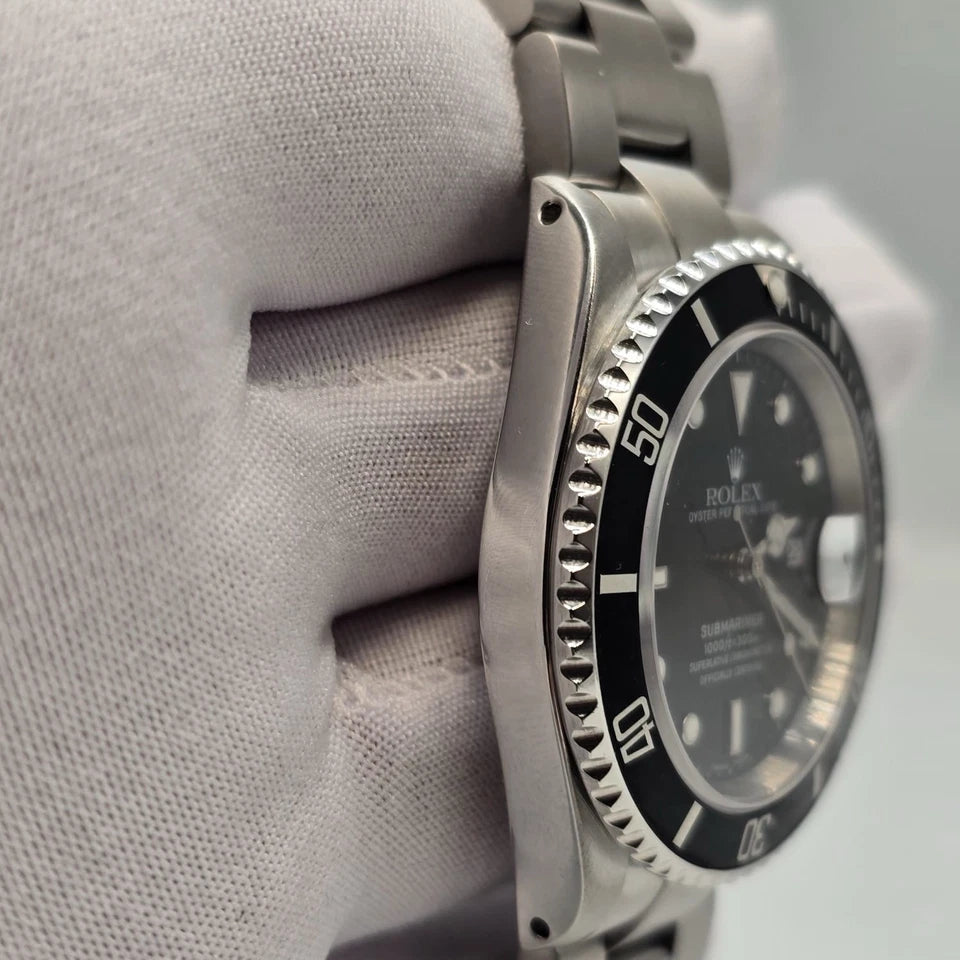 PAPERS 2002 Rolex Submariner Date 16610 Black Dial Stainless Steel Oyster 40mm