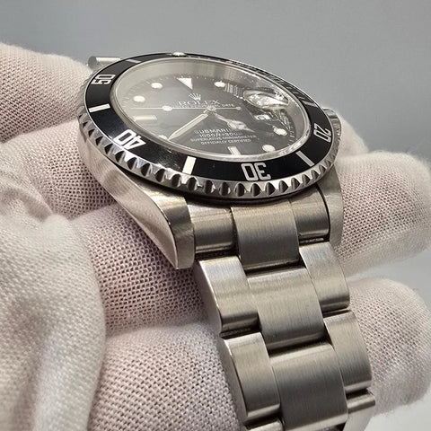 2005 Rolex Submariner Date Stainless Steel NO HOLES Black Dial 40mm Watch 16610