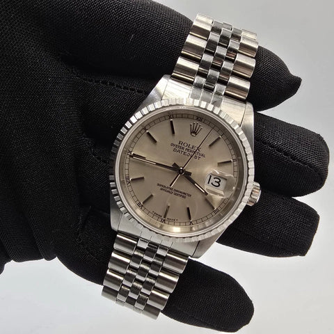 Rolex Datejust Steel Automatic 36mm Silver Dial Jubilee Watch 16220